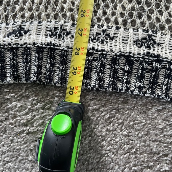 Black, Off White and Gold Sparkled Sweater - Picture 5 of 5